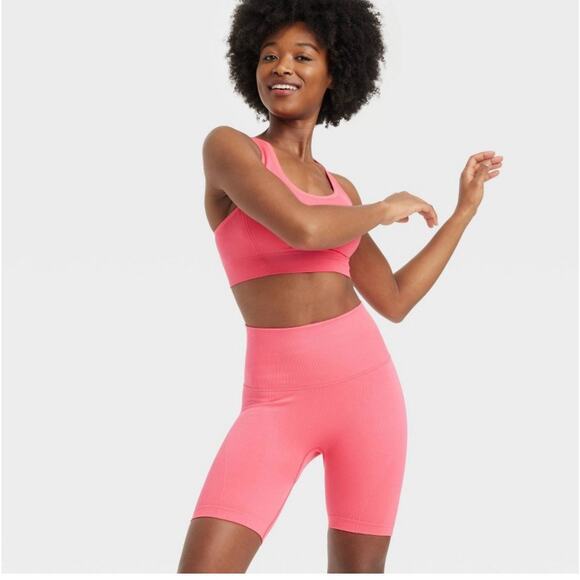 All in Motion High Rise Seamless Rib Bike Shorts 6" Red Women's Size Small NWT - Picture 1 of 6